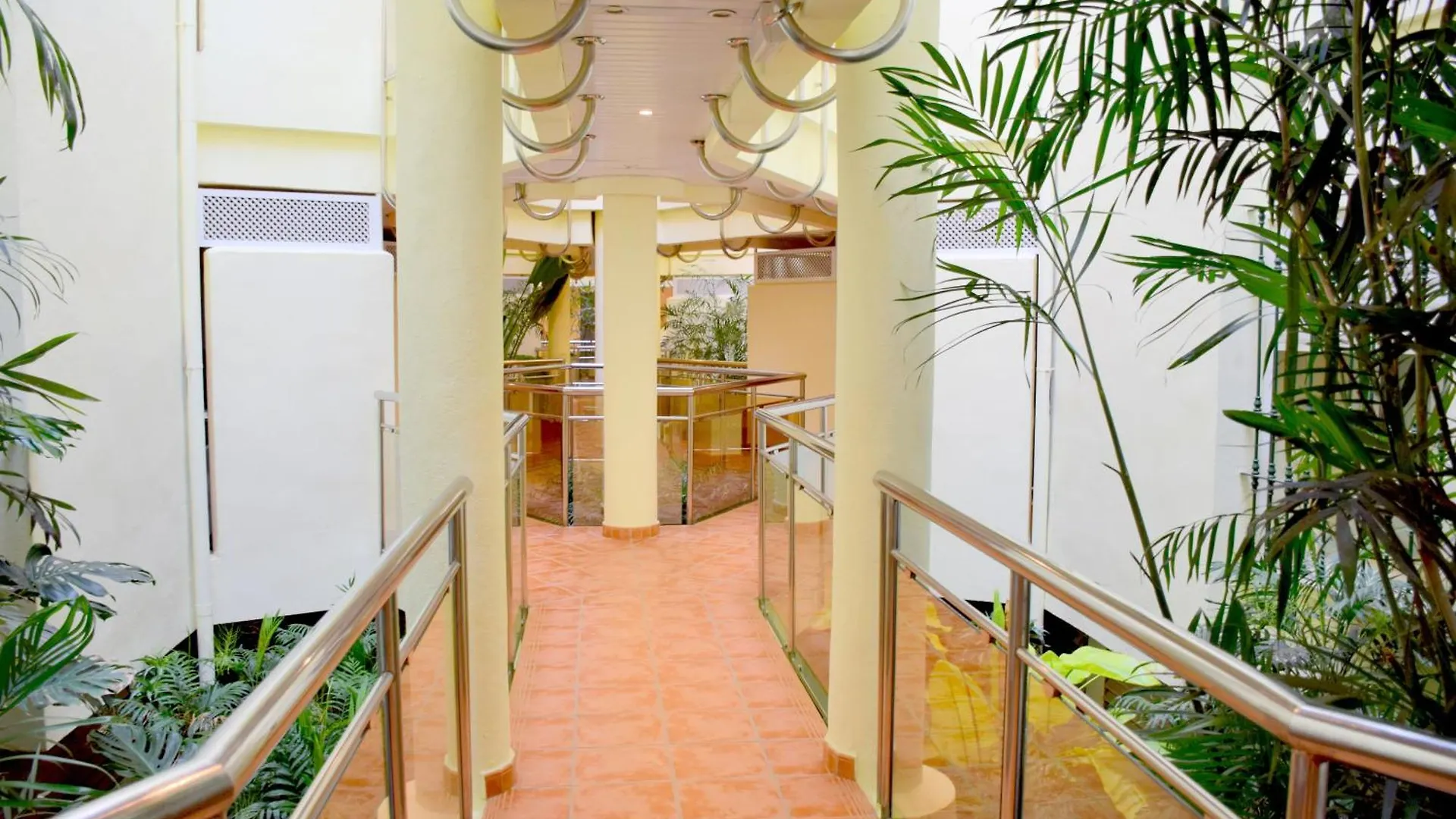 Cozy Corner 2 Bedroom Apartment On New Island Complex In Marina Harbour Benalmadena