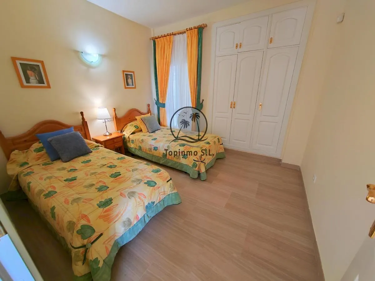 Cozy Corner 2 Bedroom Apartment On New Island Complex In Marina Harbour Benalmádena 0*,  Španělsko